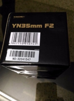 YONGNUO YN35mm F2 Lens